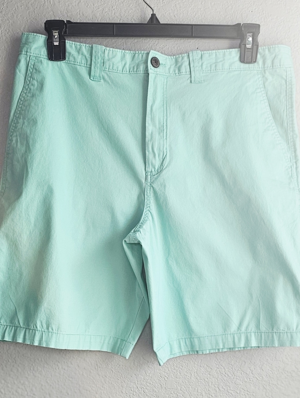 Magellan Outdoors Men’s 34W Mint Aqua Flat Front Casual Chino Shorts